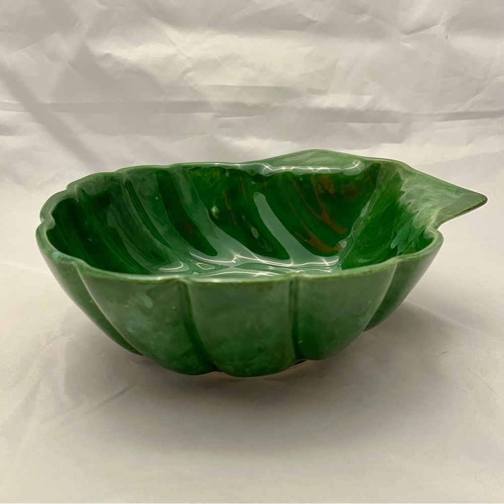 Green Ceramic Bowl, Cabbage Leaf Shaped, Unmarked, Vintage GUC